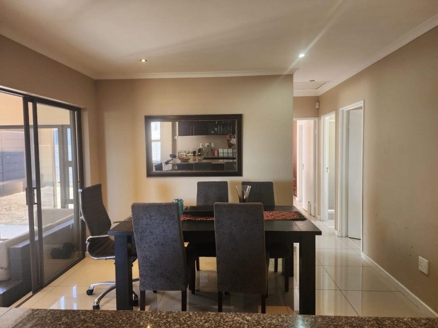 3 Bedroom Property for Sale in Parklands Western Cape
